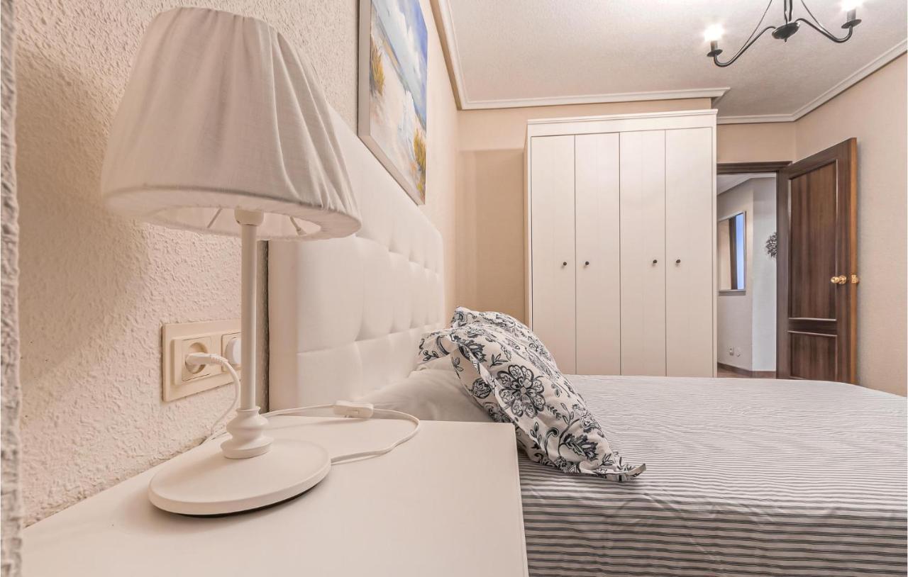 Stunning Apartment In Gijon With Wifi Extérieur photo